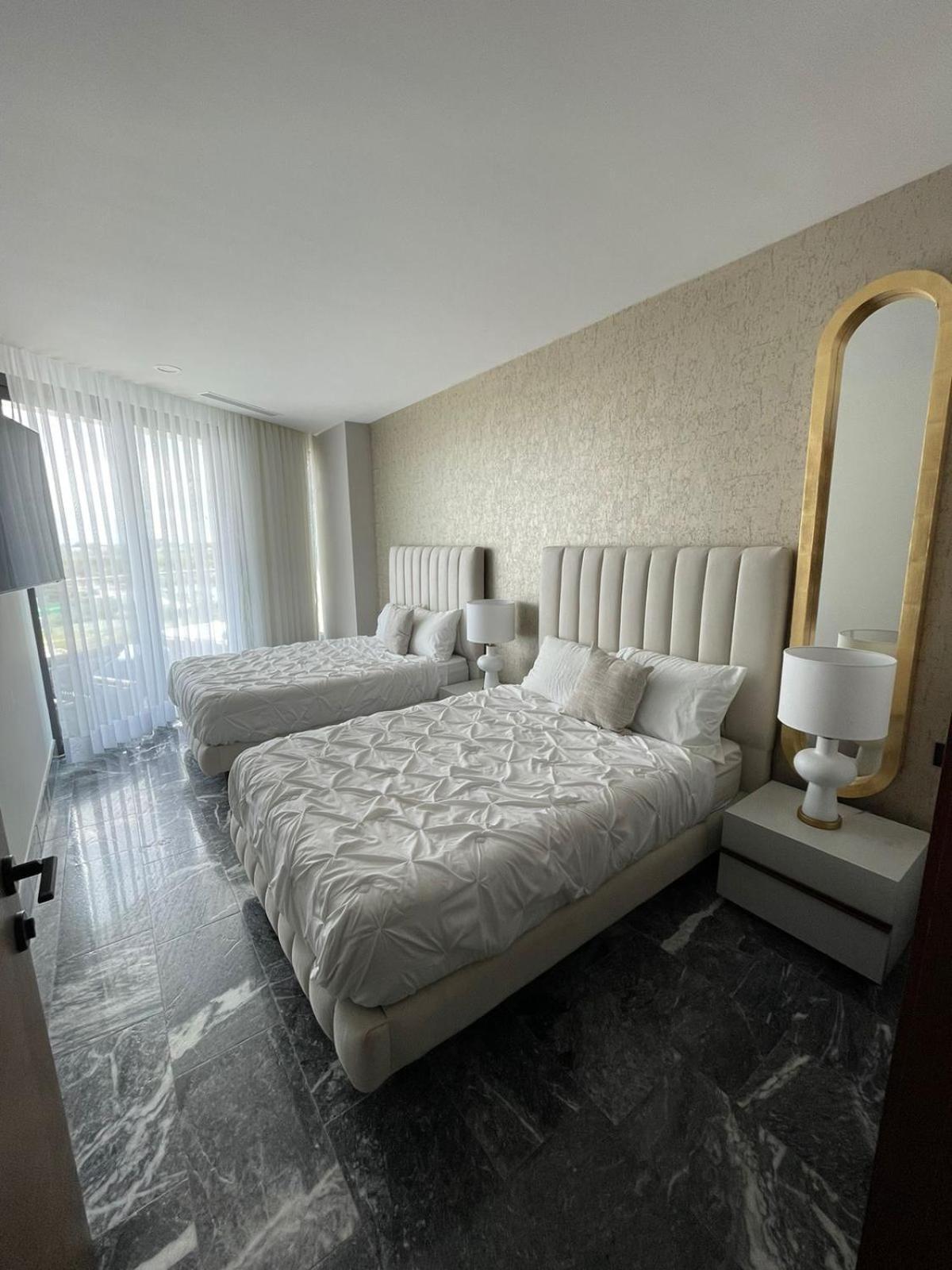 Apartment Luxx Shark Tower Cancun